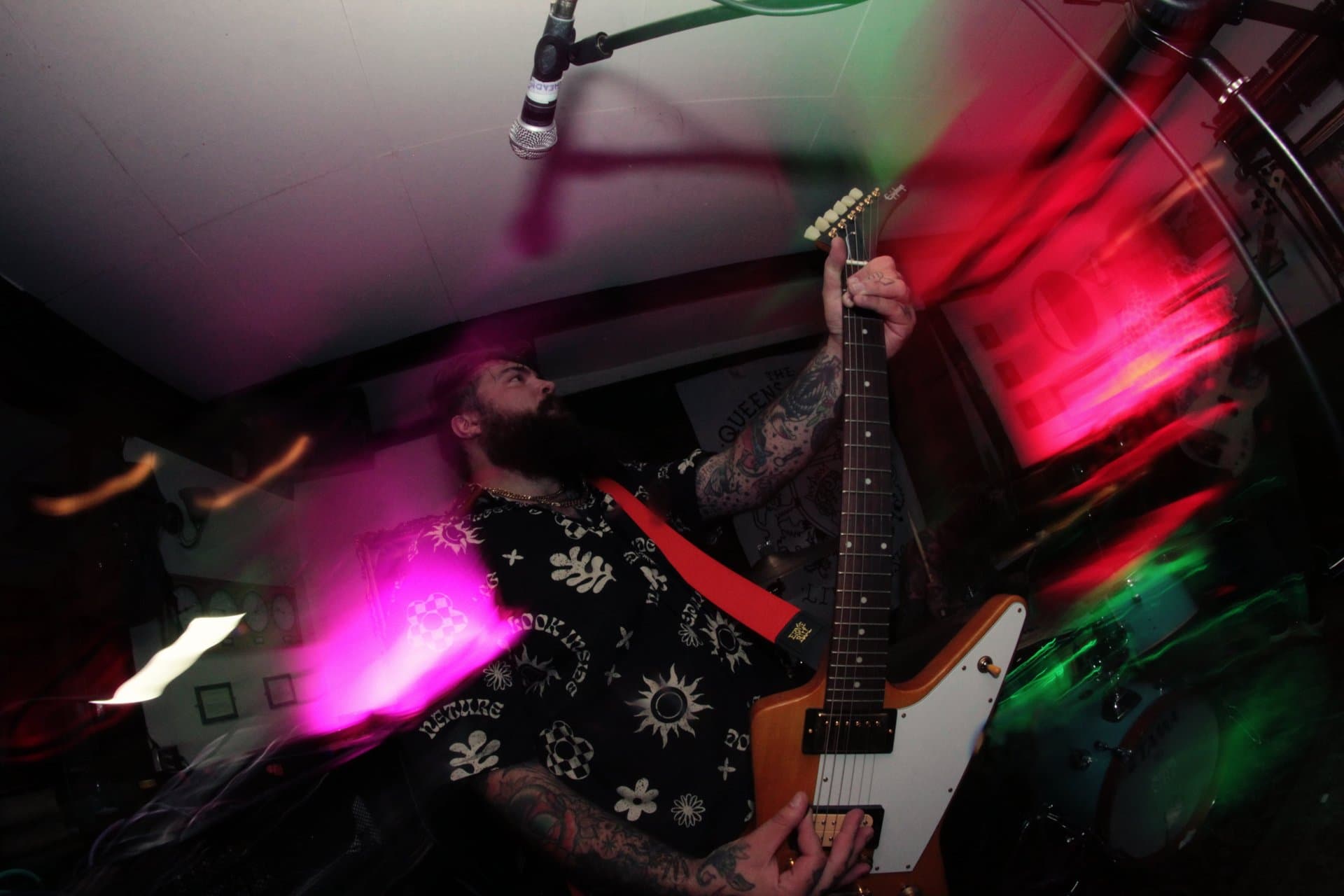 Queen's Head Live Gig Photo 3